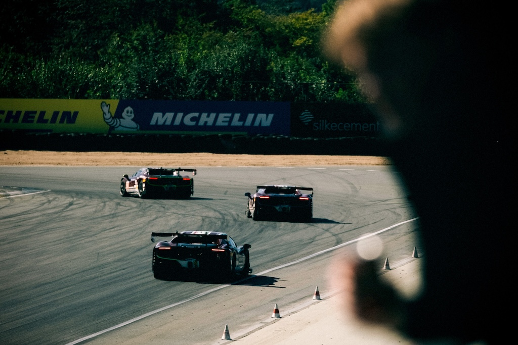 Flot felt af biler klar til Formula GT Challenge-finale på Jylllandsringen.
(Foto: Formula GT Challenge)